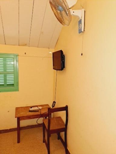 Auberge Mariama Ba Goree Exterior photo